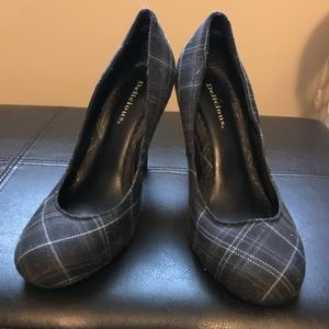 Gingham print pumps